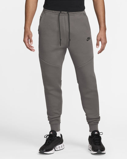 Jogging Nike Tech - Kaki