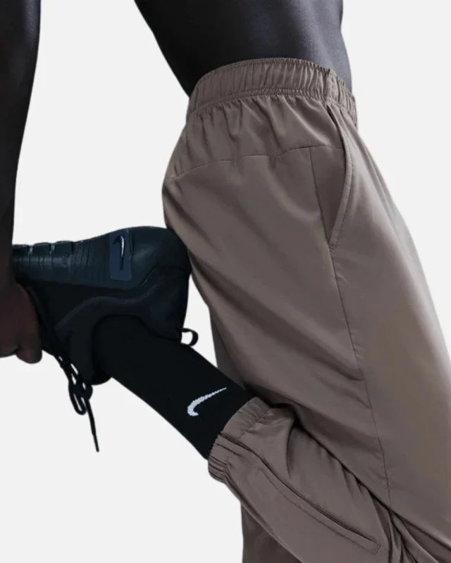 Pantalon Nike Form - Marron